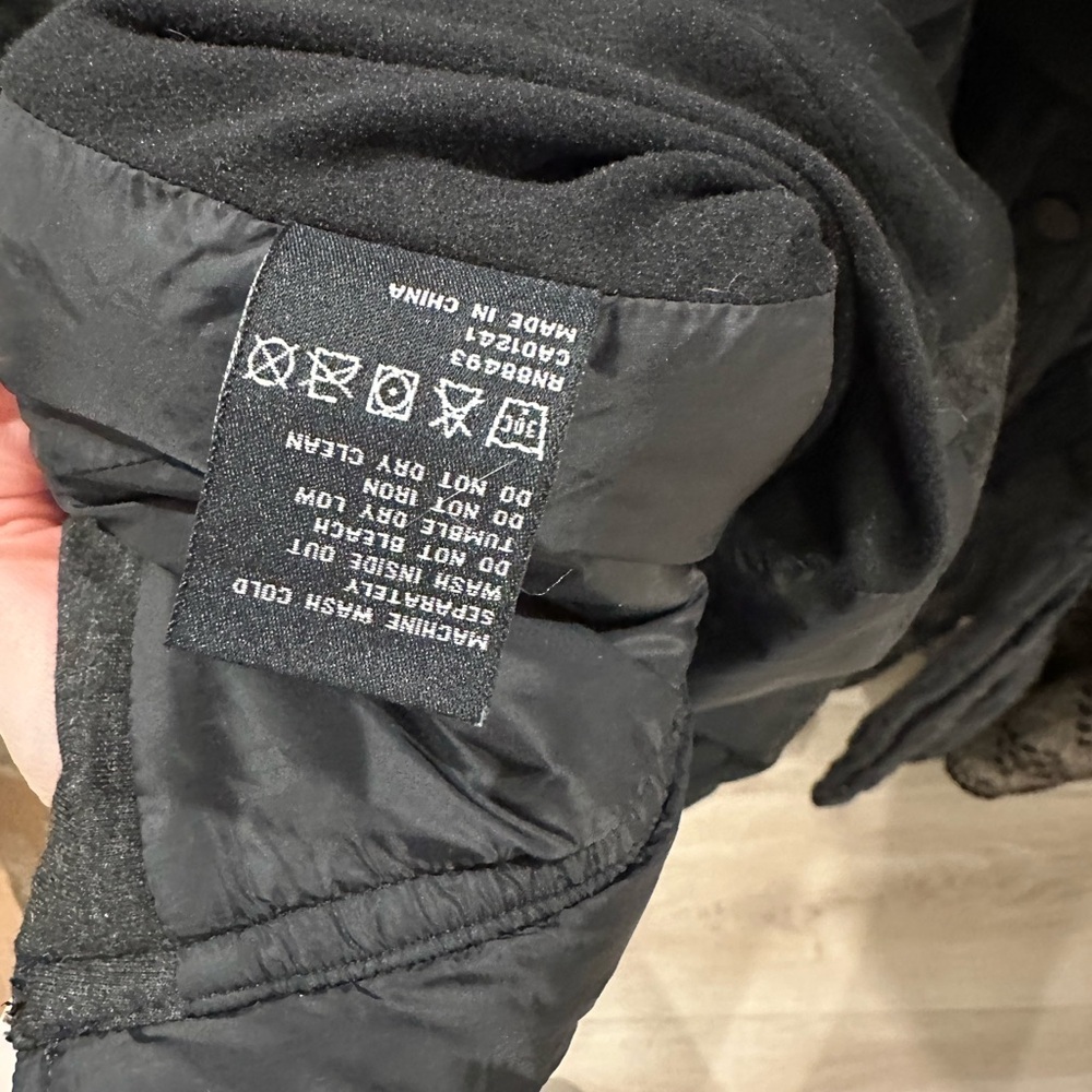 Be Boundless Light Weight Jacket - image 5